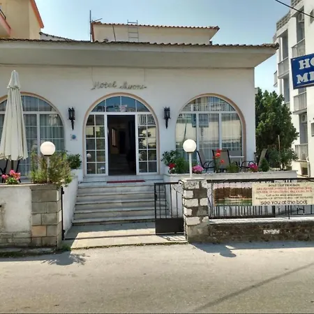 Mironi & Victoria Hotel 2*